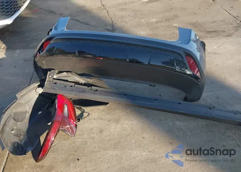 2024 Chevrolet Trax Fwd 1Rs z USA, uszkodzony, nr VIN KL77LGE2XRC057727